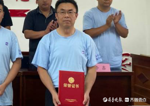 壹粉趙興軍：愛通過情報站分享生活，家人每晚都會追問